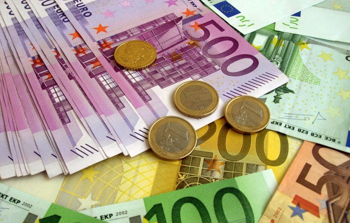 Спрос на евро резко упал из-за алматинцев