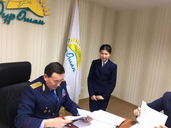 Министр внутренних дел Калмухамбет Касымов и Меиргуль