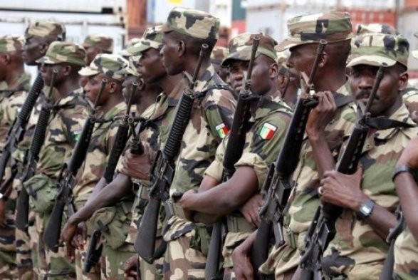 Солдаты армии Сенегала