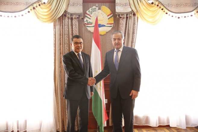 посол казахстана с главой мид таджикистана