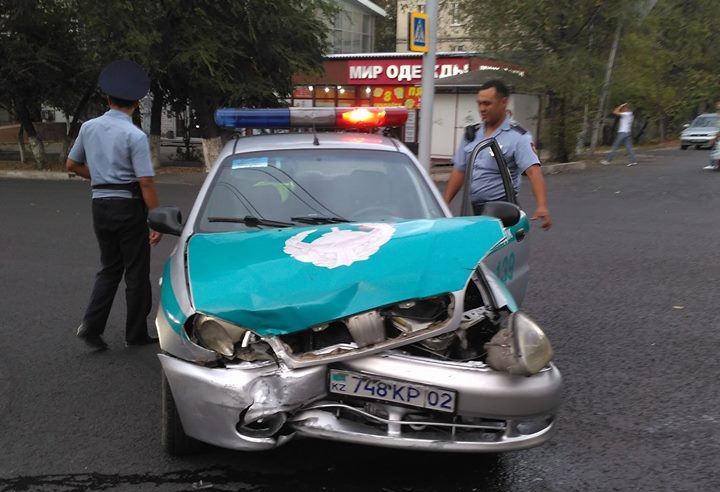 авария произошла 10 сентября 2017 в Алматы