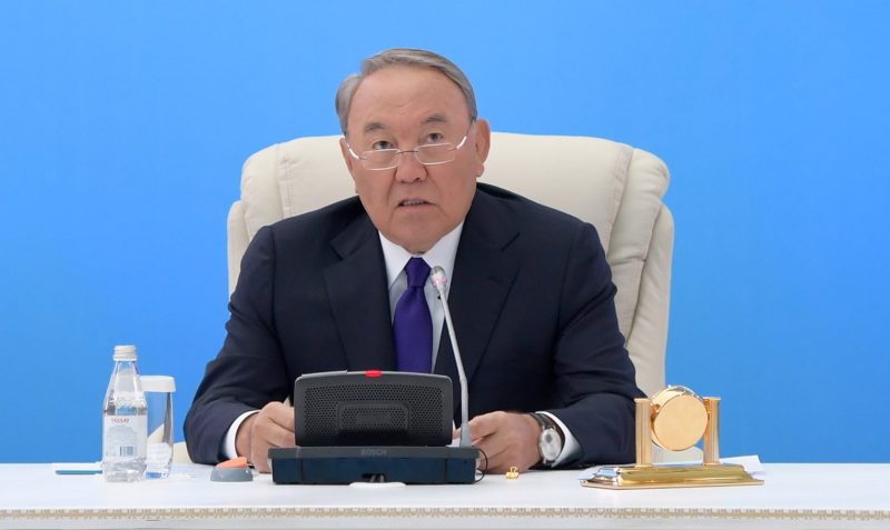 назарбаев на заседании политсовета партии нур отан