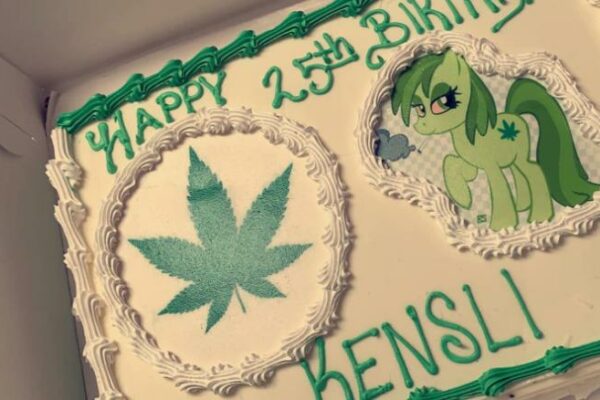 марихуану с днем рождения