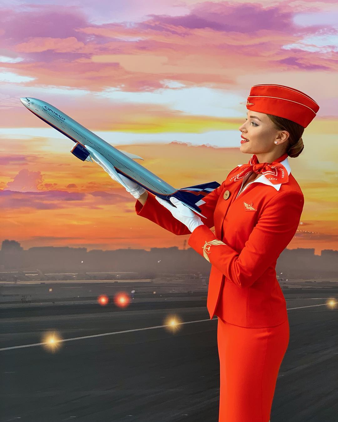 сексуальная стюардесса авиакомпании для электронных устройств - lavandasport.ru