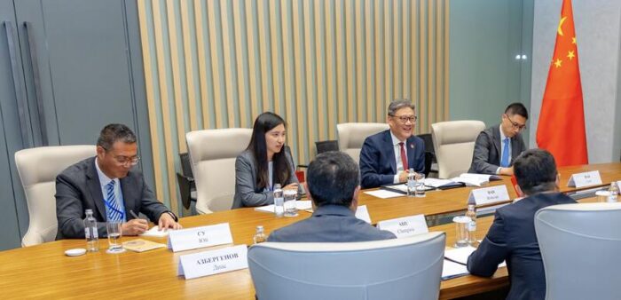Министры Казахстана и Китая обсудили укрепление торгово-экономического сотрудничества
